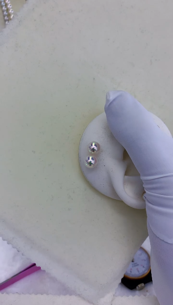 18K金镶嵌饰品海水珍珠8-8.5素钉定制