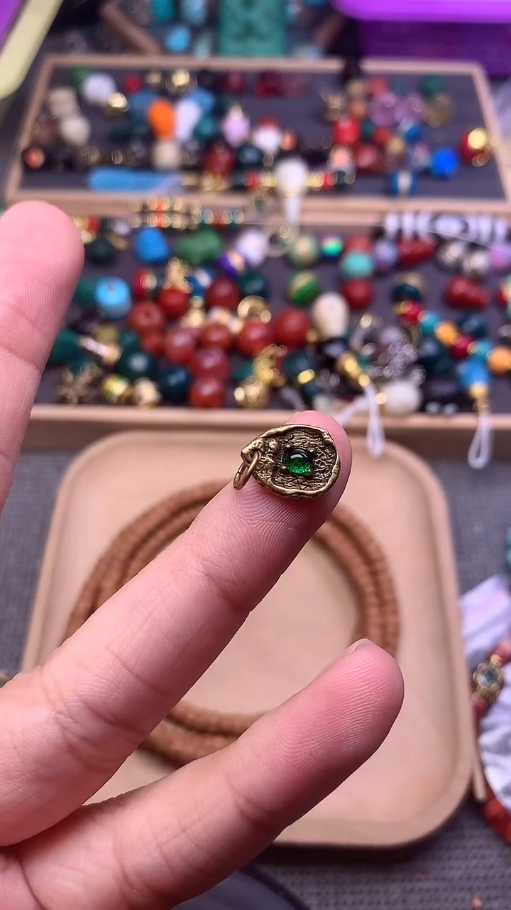 侧挂配饰 单个发