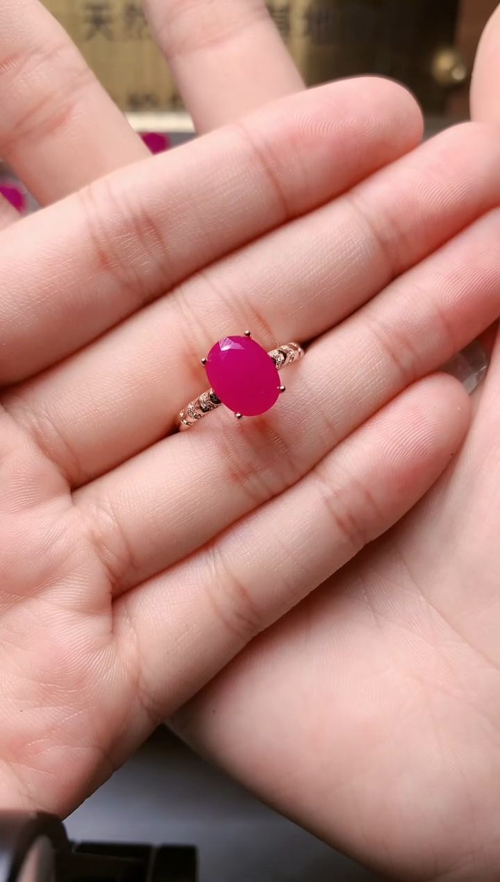 【闪购商品】红宝石戒指银S925镶嵌........