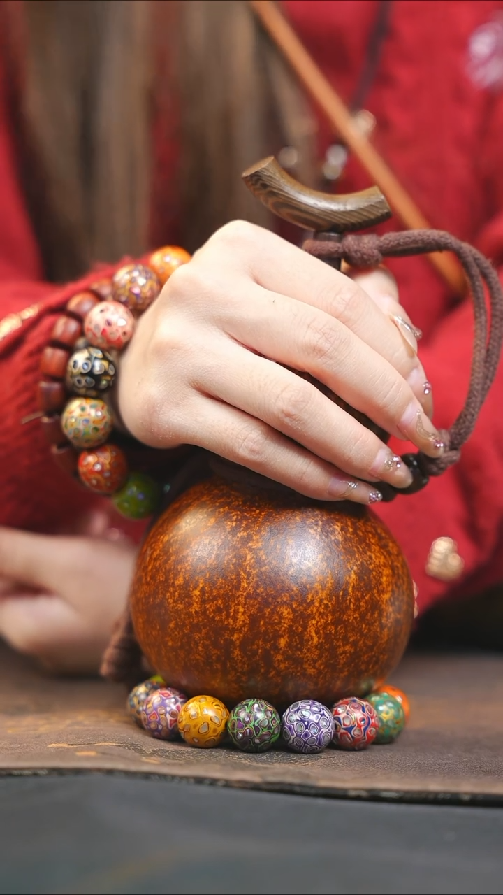 【闪购商品】WJ144老咖色小容量酒葫芦随缘发