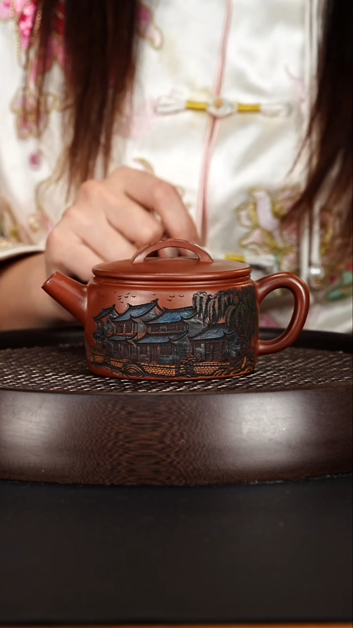 茶壶紫砂宜兴紫砂壶龙血砂彩刻汉瓦260cc
