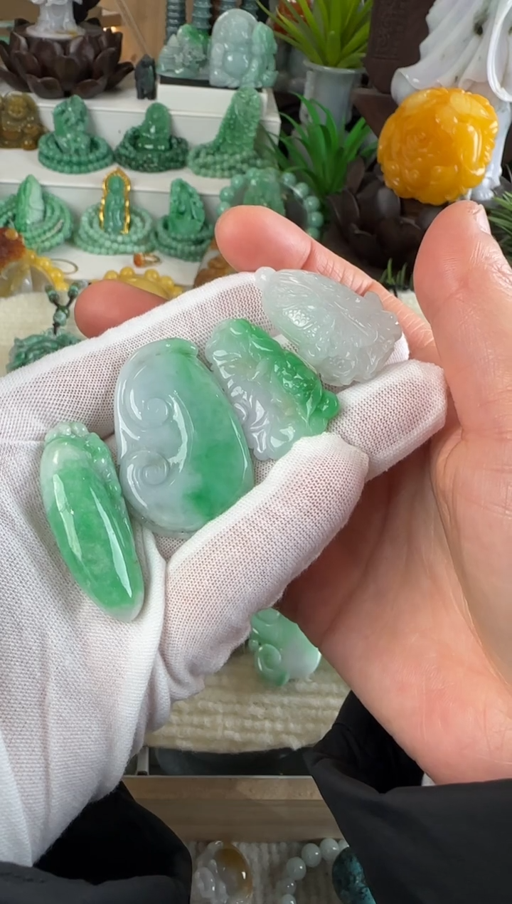 未镶嵌挂件翡翠挂件