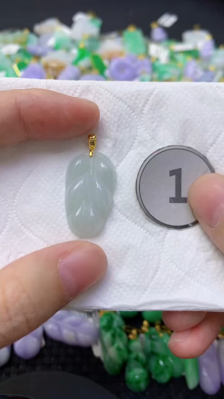 颈饰未镶嵌翡翠天然缅甸翡翠A货