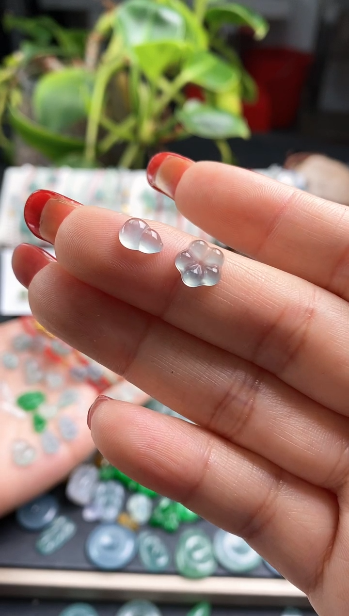 【闪购商品】翡翠散珠葫芦+小花