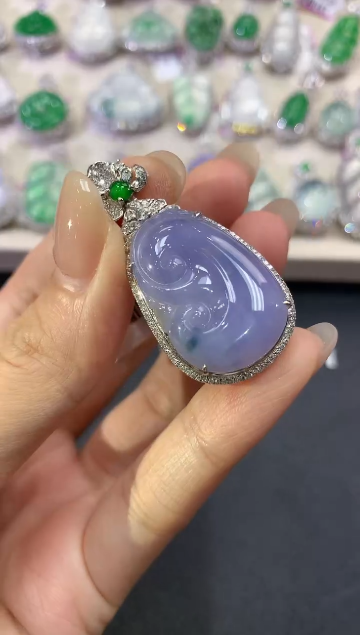 【闪购商品】翡翠吊坠(不含链)18K金镶嵌q66紫货有色差