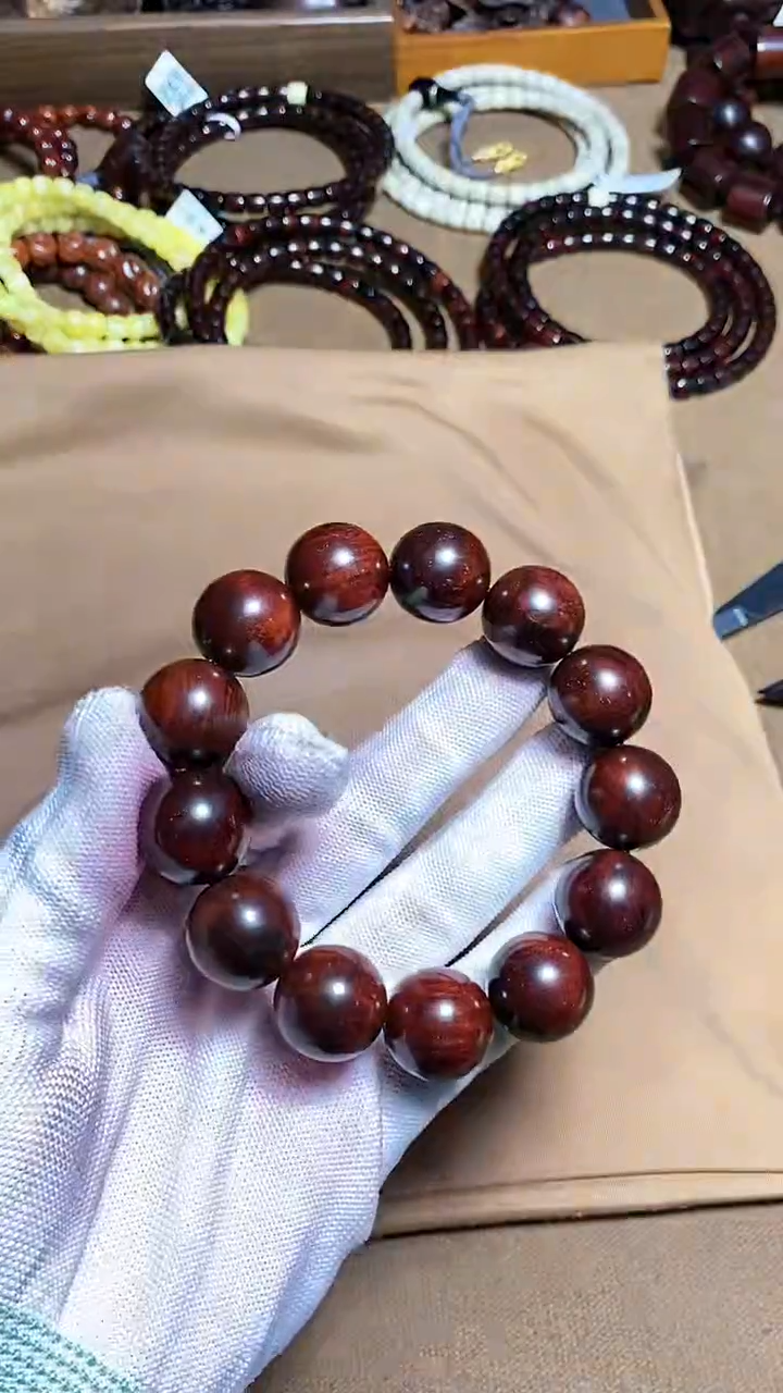 【闪购商品】檀香紫檀（小叶紫檀）1.8 瘤疤 微瑕