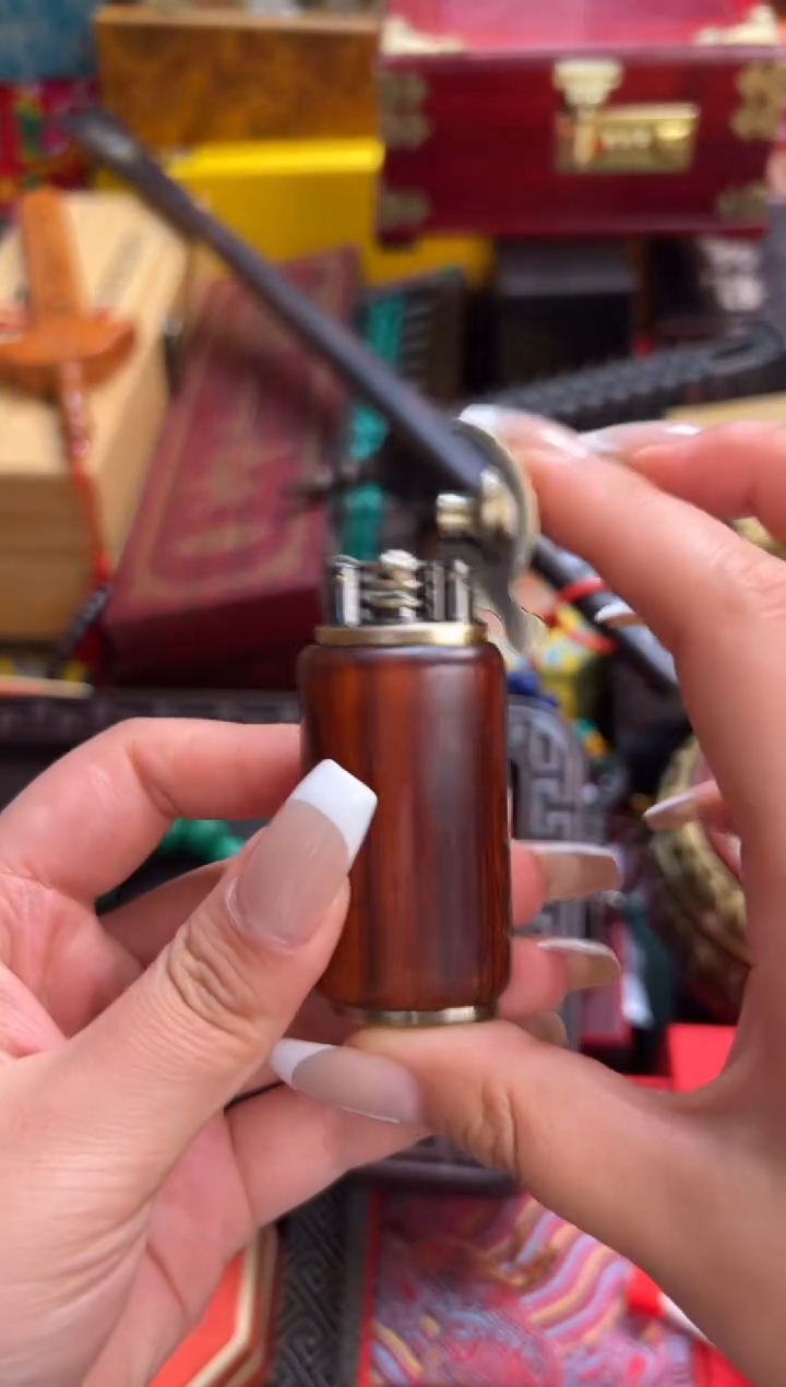 檀香紫檀（小叶紫檀）--------瓷---------火机