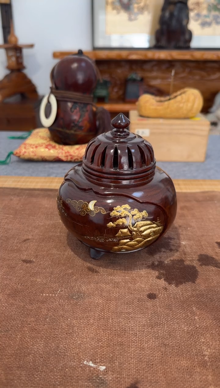 瓷片中古品默认微瑕，请谨慎参拍~