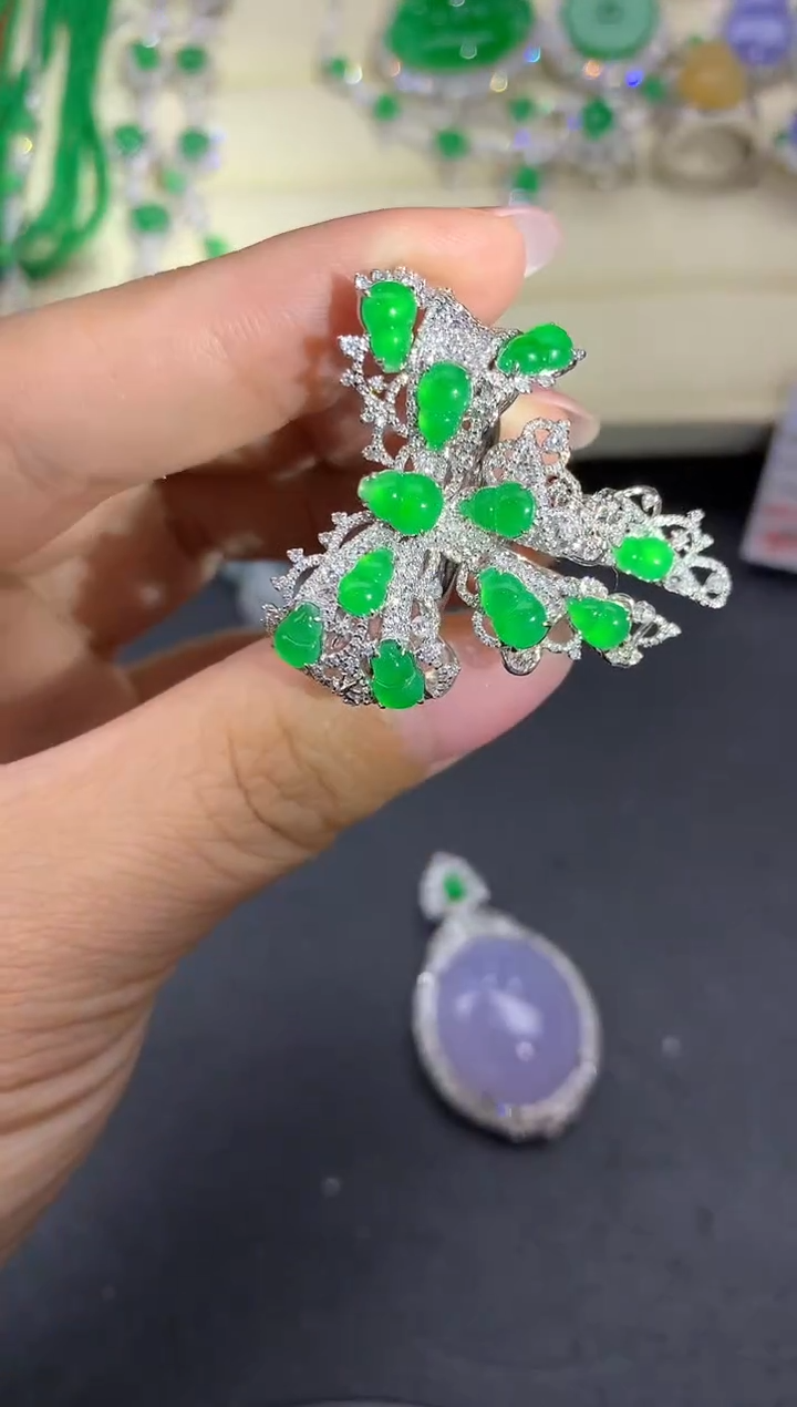 【闪购商品】翡翠戒指18K金镶嵌672中国好珍宝