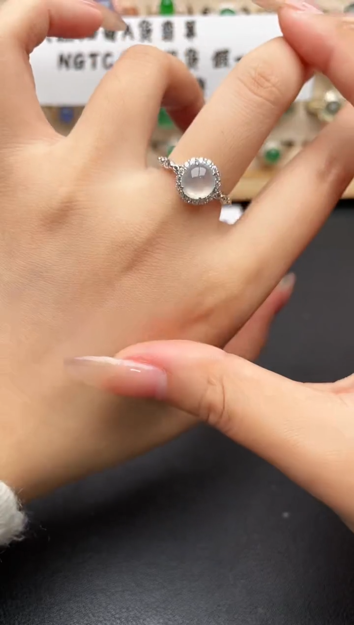 银S925镶嵌戒指翡翠一物一证一礼盒