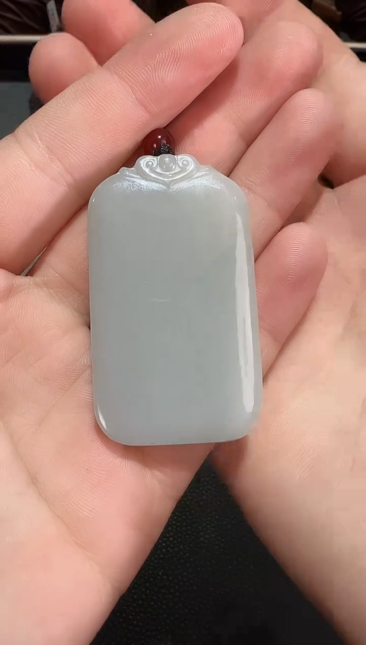 【闪购商品】和田玉吊坠(赠链)未镶嵌且末料青白玉无事牌
