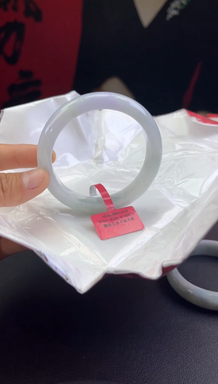 【闪购商品】翡翠手镯未镶嵌翡翠手镯2