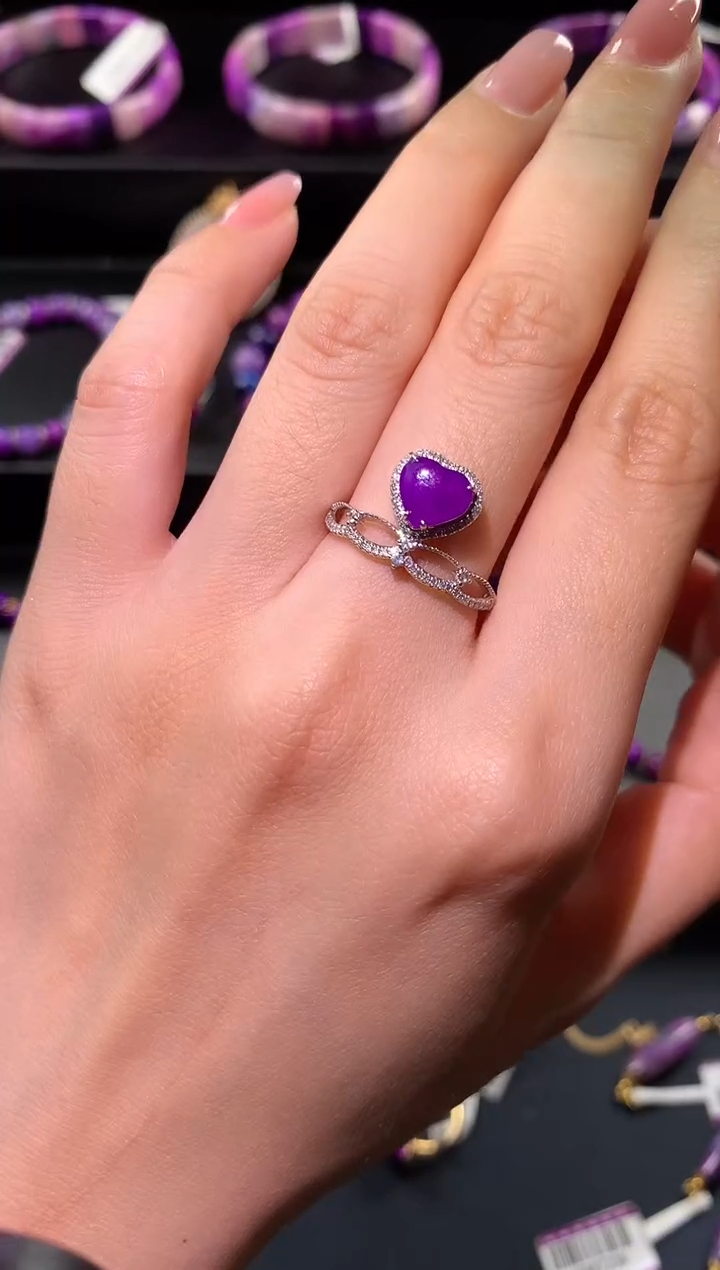 【闪购商品】苏纪石（舒俱来）.18K金镶嵌舒俱来戒指