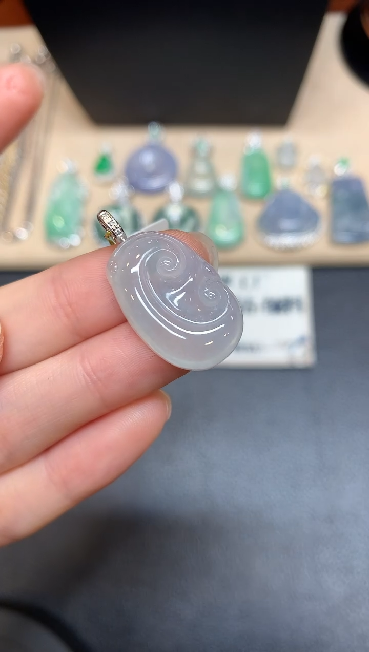 【闪购商品】翡翠颈饰18K金镶嵌如意【无服务费多样性发其一