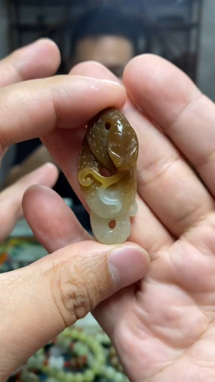 和田玉未镶嵌颈饰94