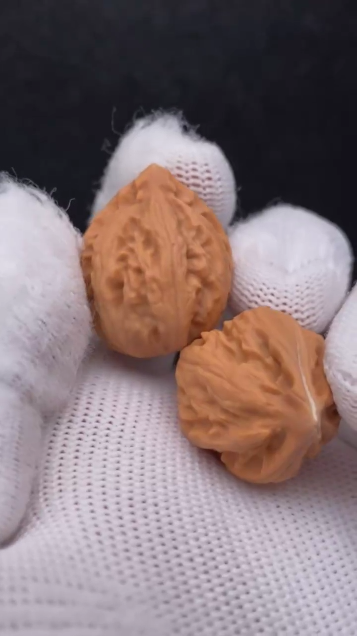 【闪购商品】文玩核桃把件粗筋瓜子