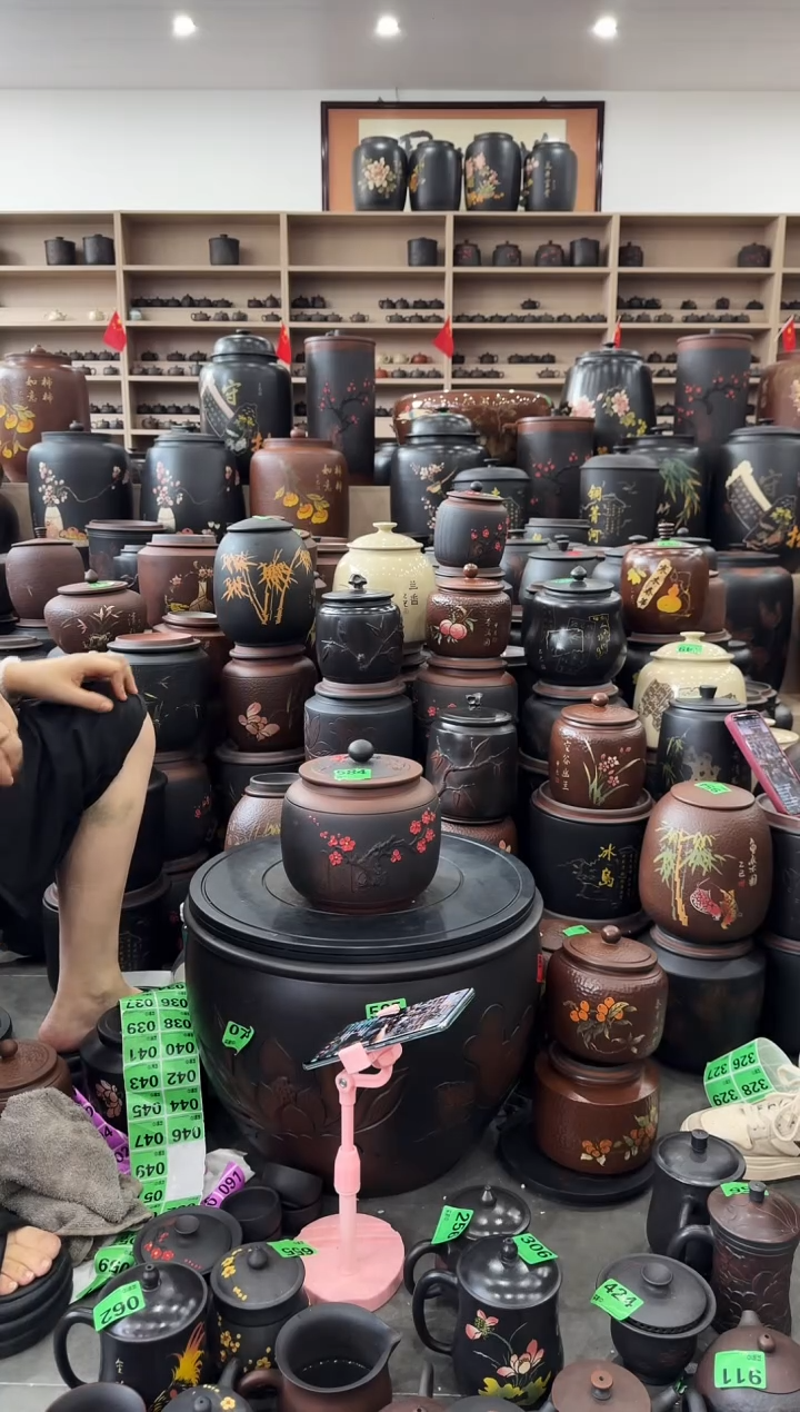 瑕疵茶叶罐 苹果红梅 584  