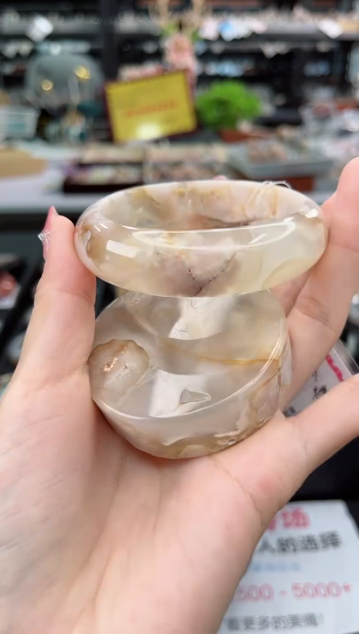 【闪购商品】石英质玉手镯未镶嵌58圈口（赠品镯心）1795652