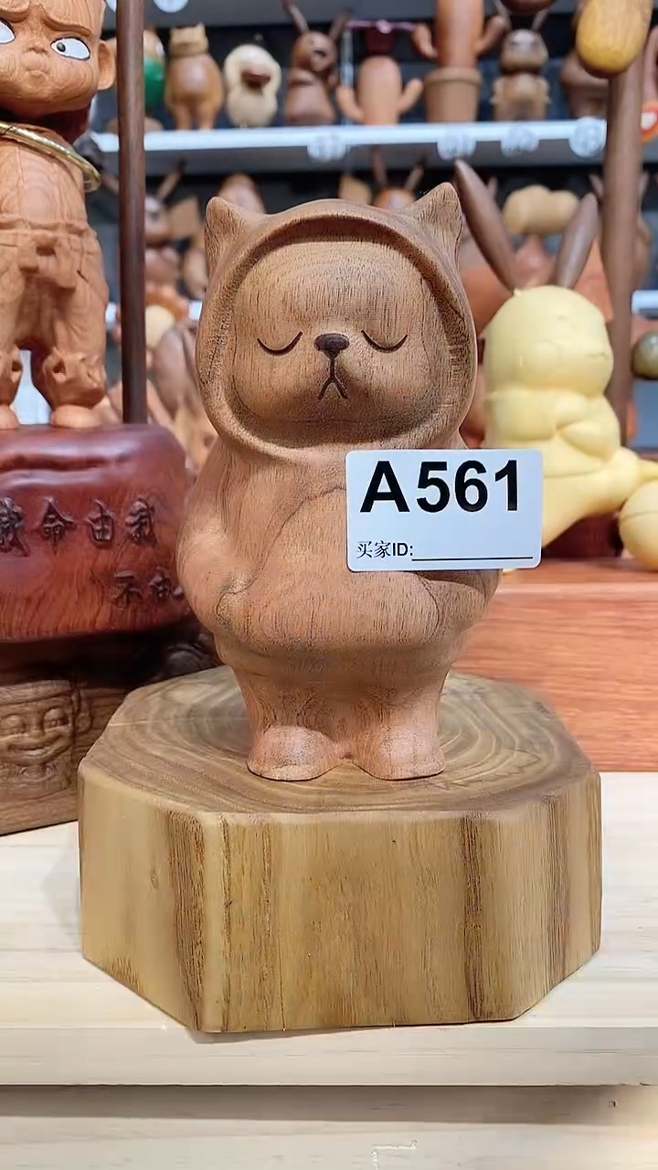 【闪购商品】木木雕摆件可爱卡通
