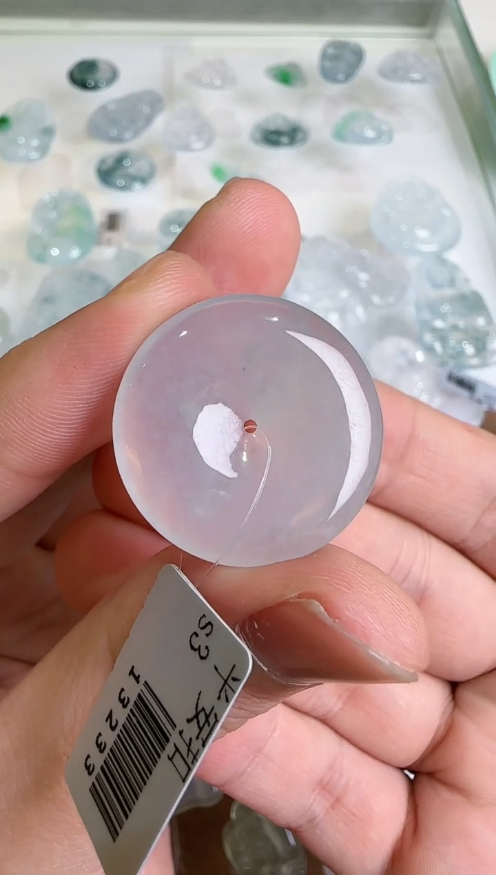 【闪购商品】翡翠未镶嵌吊坠(不含链)··