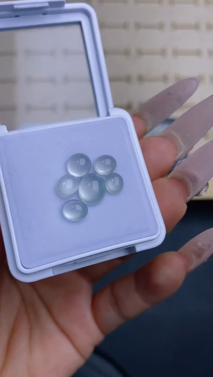 定制翡翠未镶嵌天然翡翠蛋面45