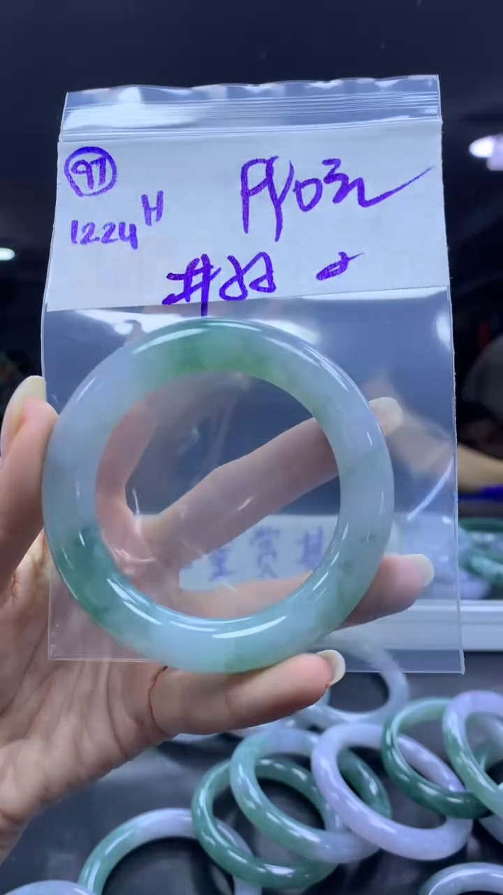 未镶嵌定制翡翠97手镯55纹+990元+拍一发一