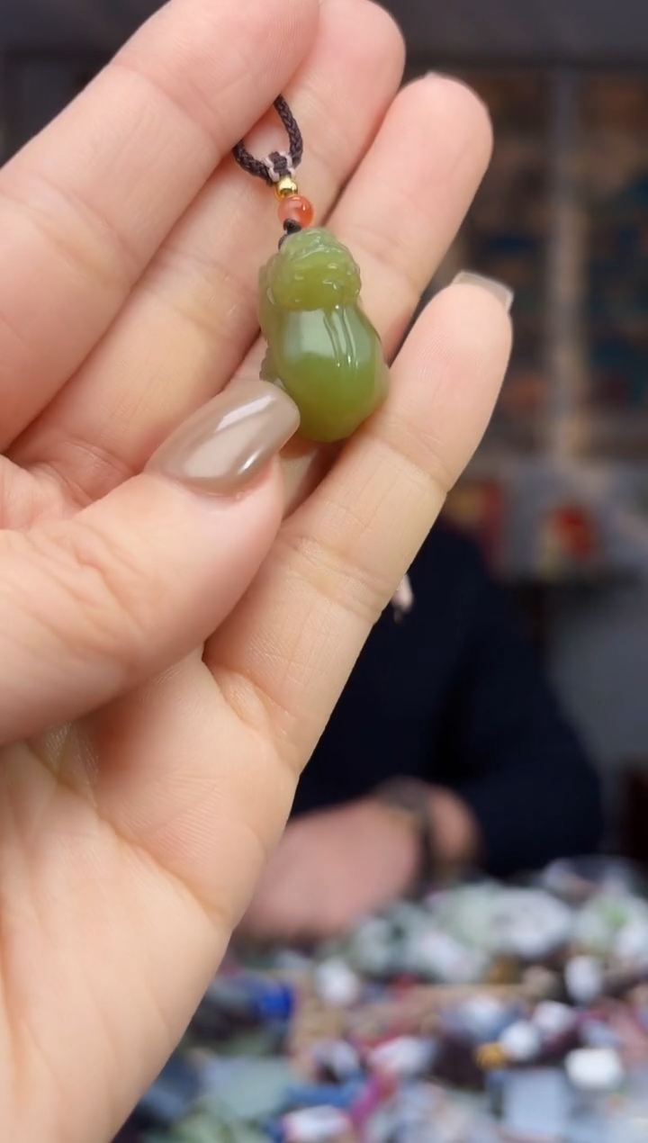 【闪购商品】和田玉挂件未镶嵌拍一发一