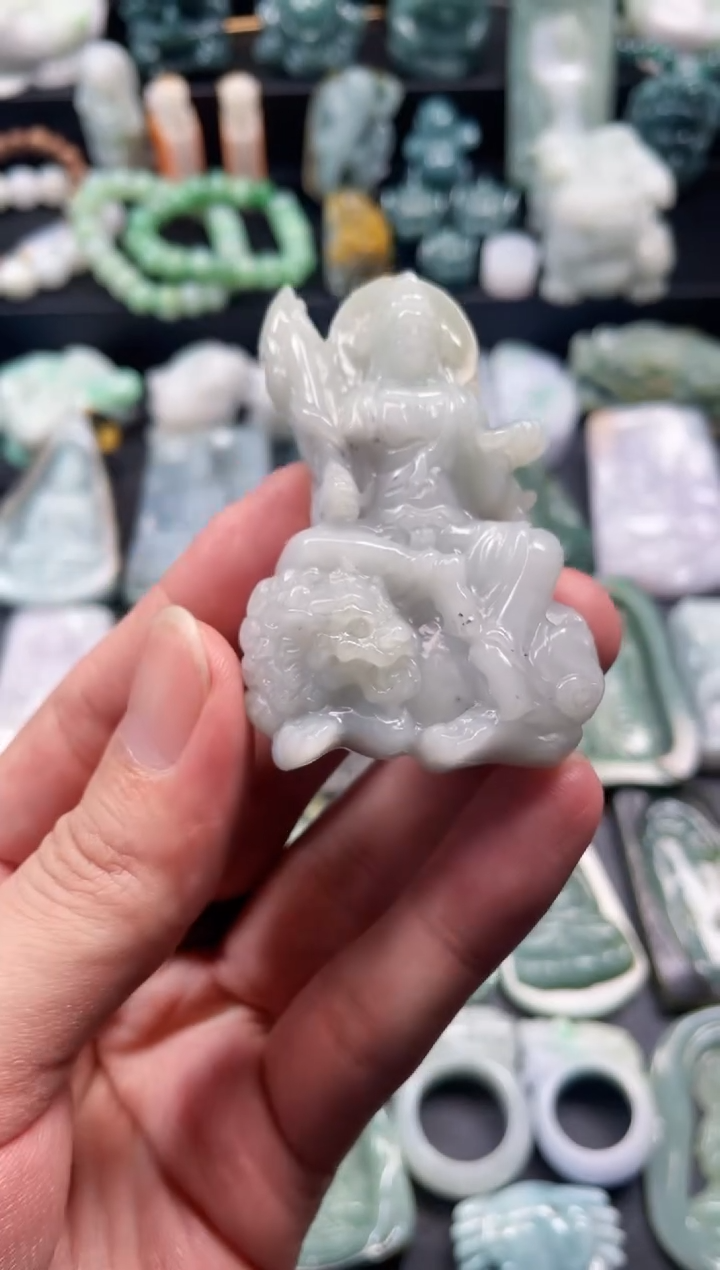 颈饰未镶嵌翡翠16  天然翡翠a货  文殊菩萨