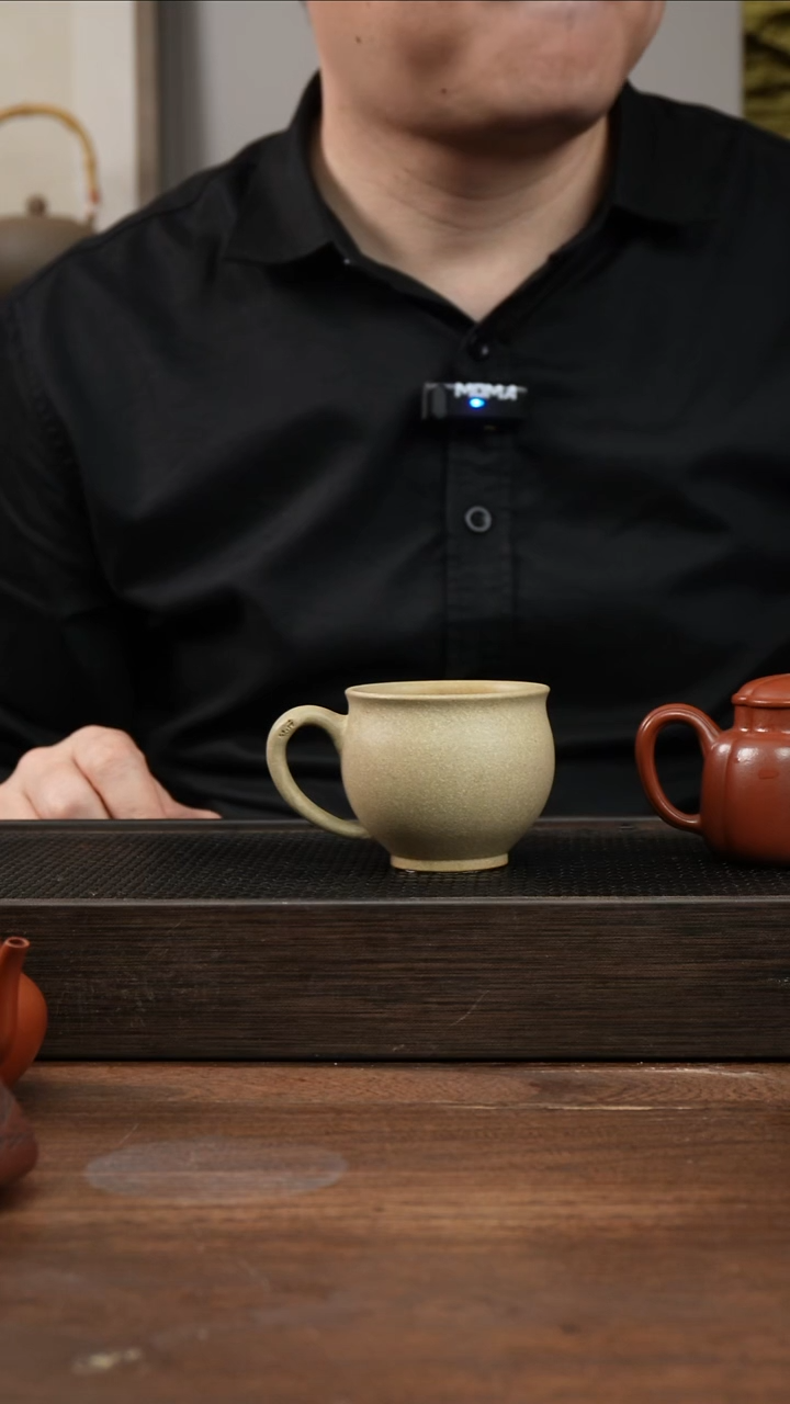 茶杯紫砂z**s本绿小把杯 ！   