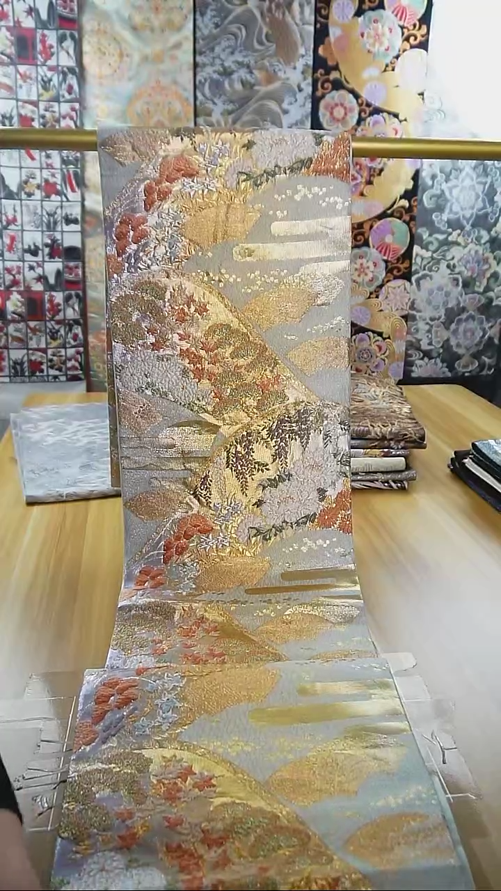 【闪购商品】织绣织锦125彩金花卉