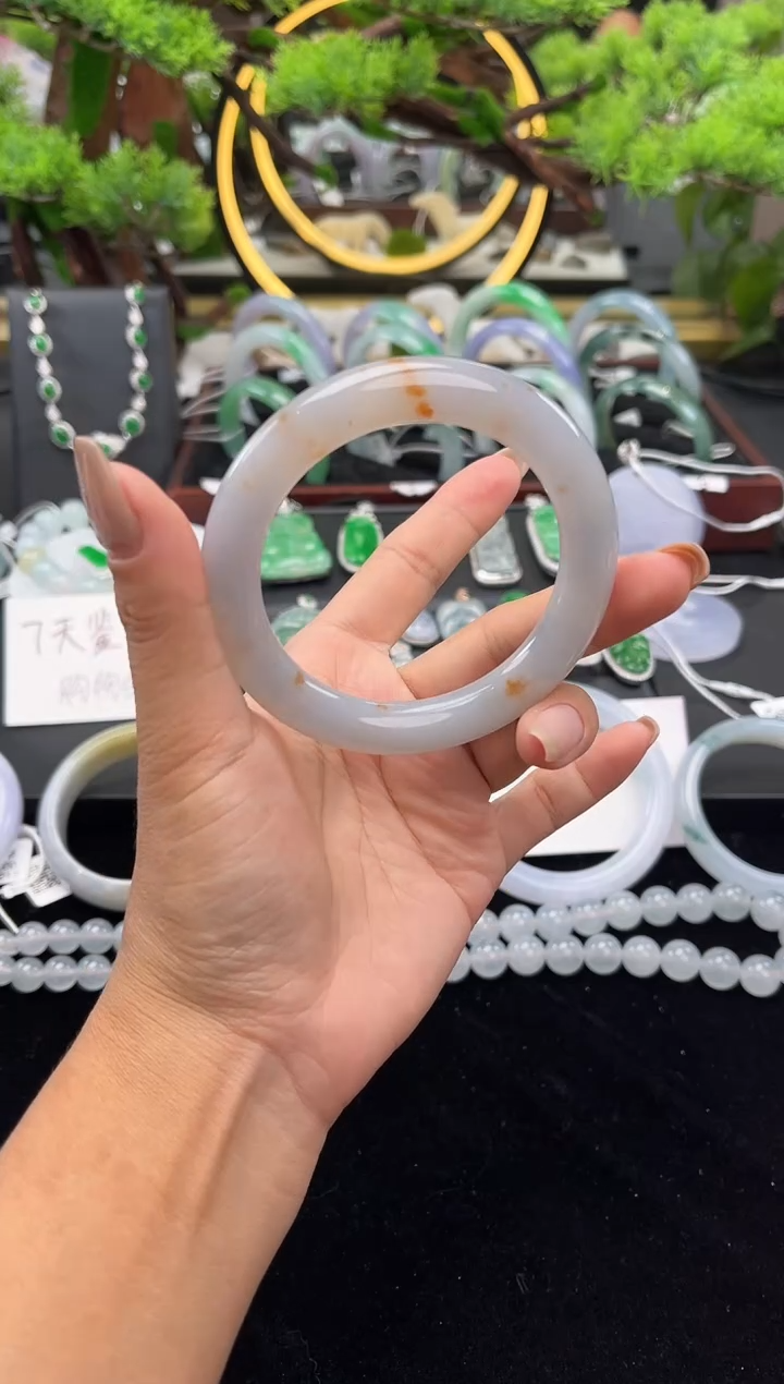 未镶嵌手镯翡翠手镯