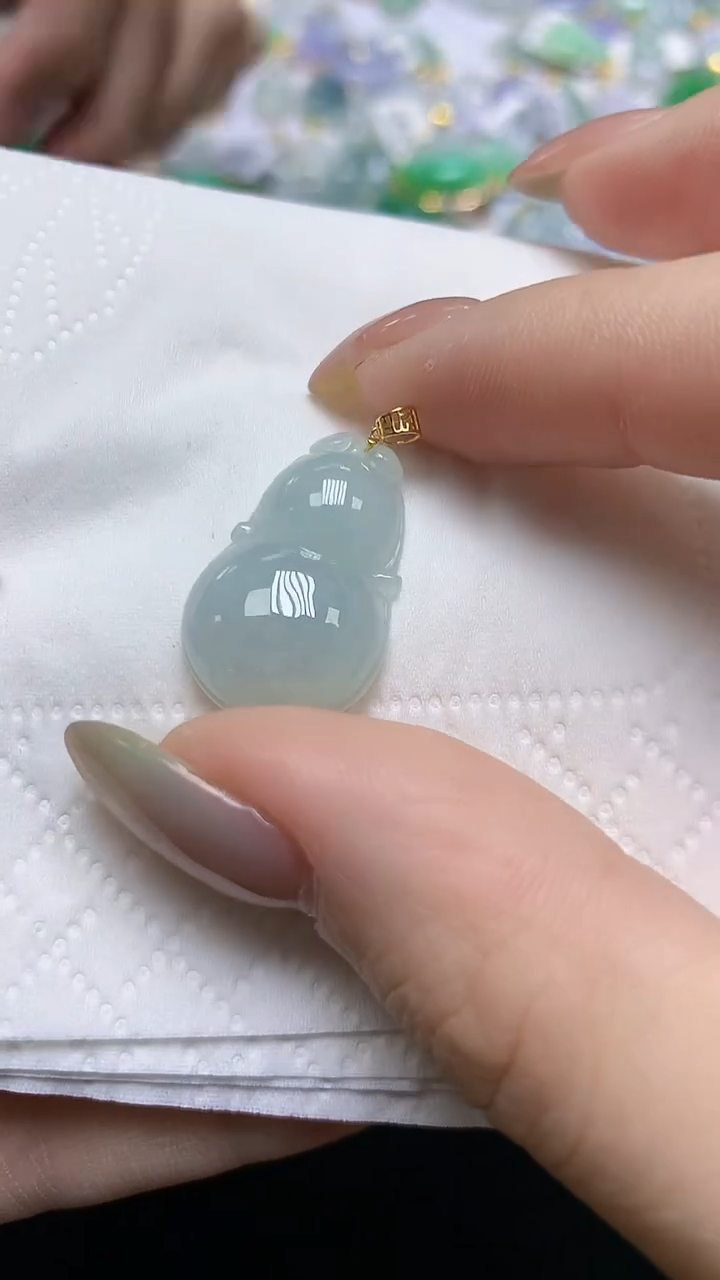 翡翠18K金镶嵌颈饰天然缅甸A货翡翠