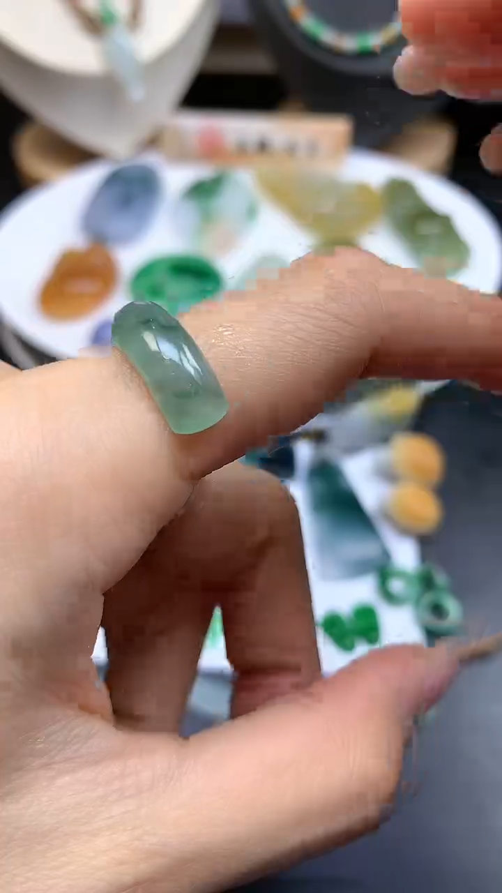 【闪购商品】定制翡翠未镶嵌翡翠