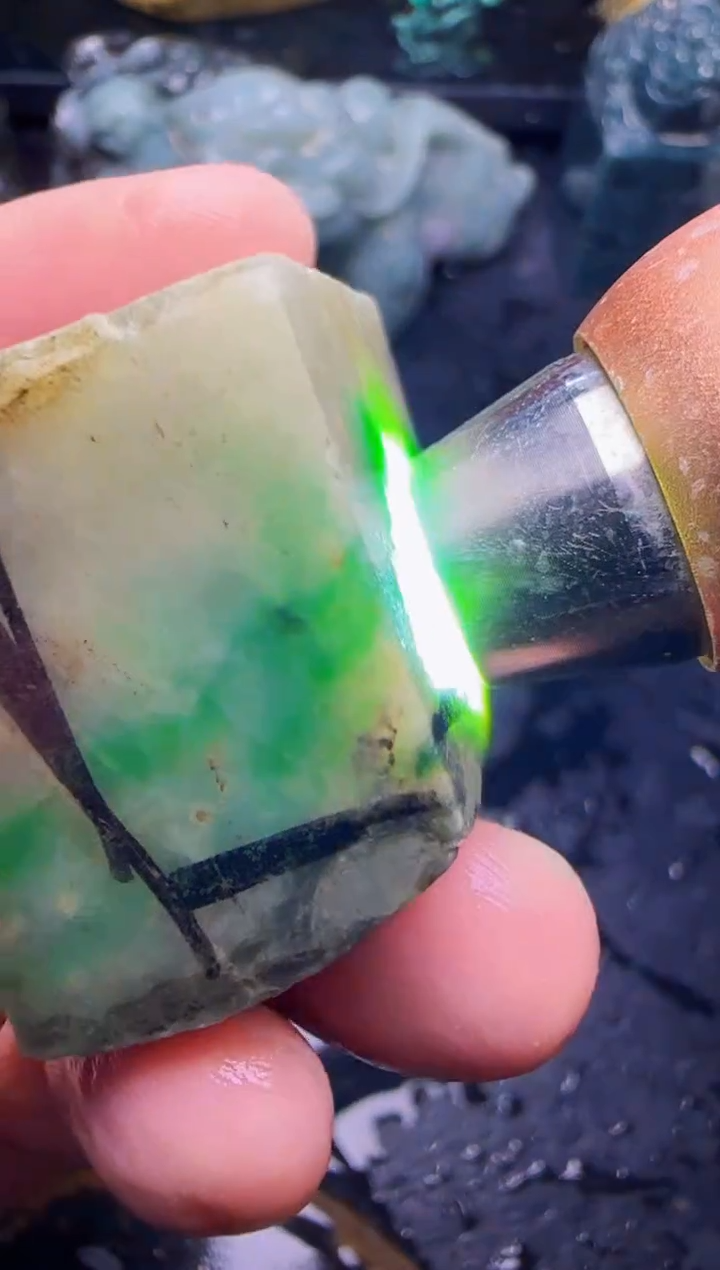 颈饰未镶嵌翡翠04