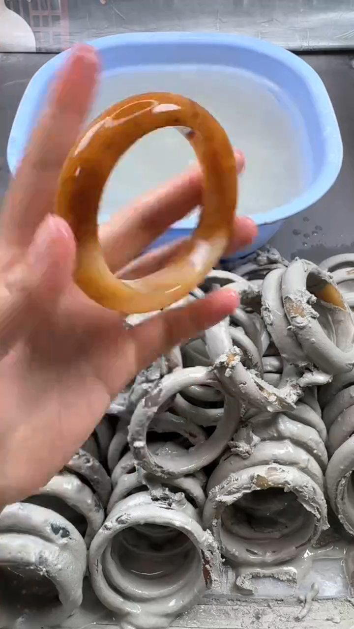 石英质玉手镯未镶嵌2