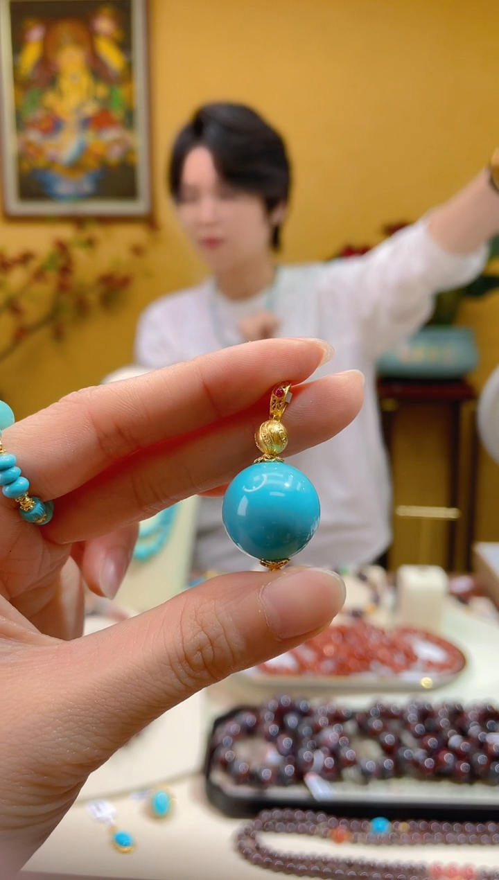 【闪购商品】绿松石颈饰18K金镶嵌18大圆珠吊坠