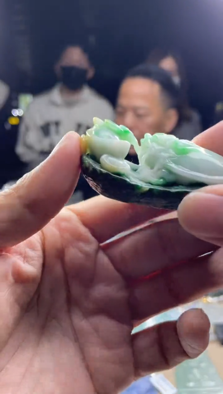【闪购商品】定制翡翠未镶嵌            3931