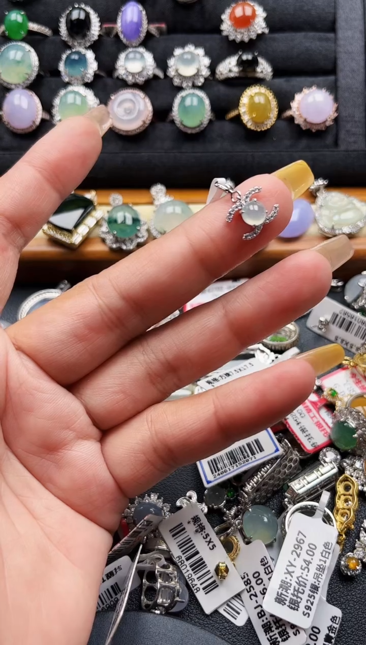 翡翠银S925镶嵌颈饰缅甸天然A货翡翠S925银镶嵌