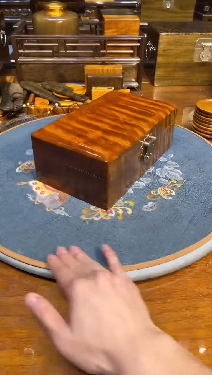 乌木类成套家具金丝楠首饰盒 s29