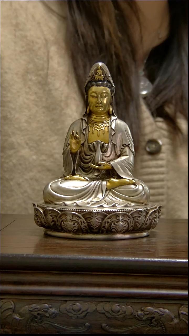 文*铜像造像收藏铜像造像收藏观