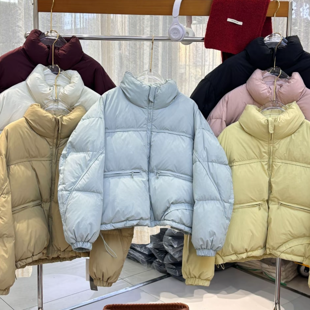 2025新款东大门女短款宽松白鸭绒羽绒服服立领秋冬厚