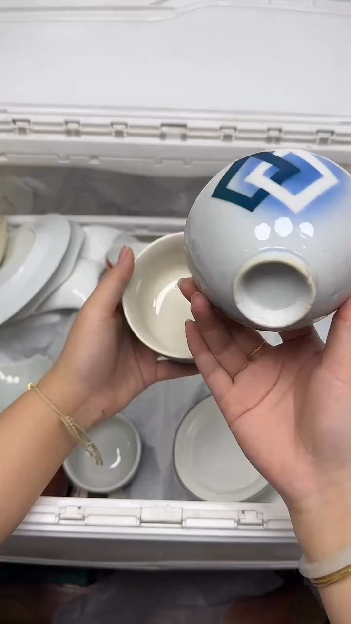 【闪购商品】333回流瓷器，默认微瑕18.8包邮