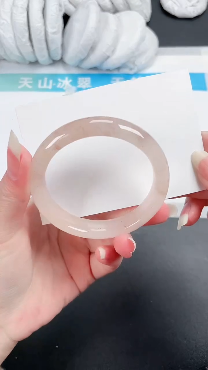 【闪购商品】石英质玉手镯未镶嵌458-55