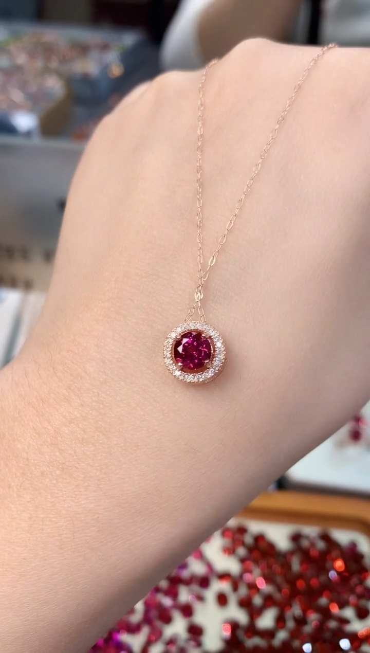 【闪购商品】石榴石吊坠银S925镶嵌天然镁铝