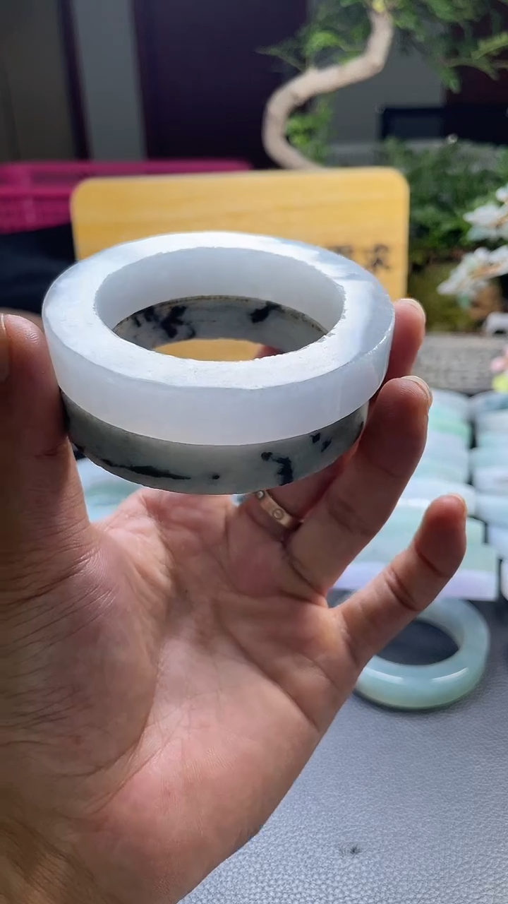 定制翡翠手镯未镶嵌D****静发一件