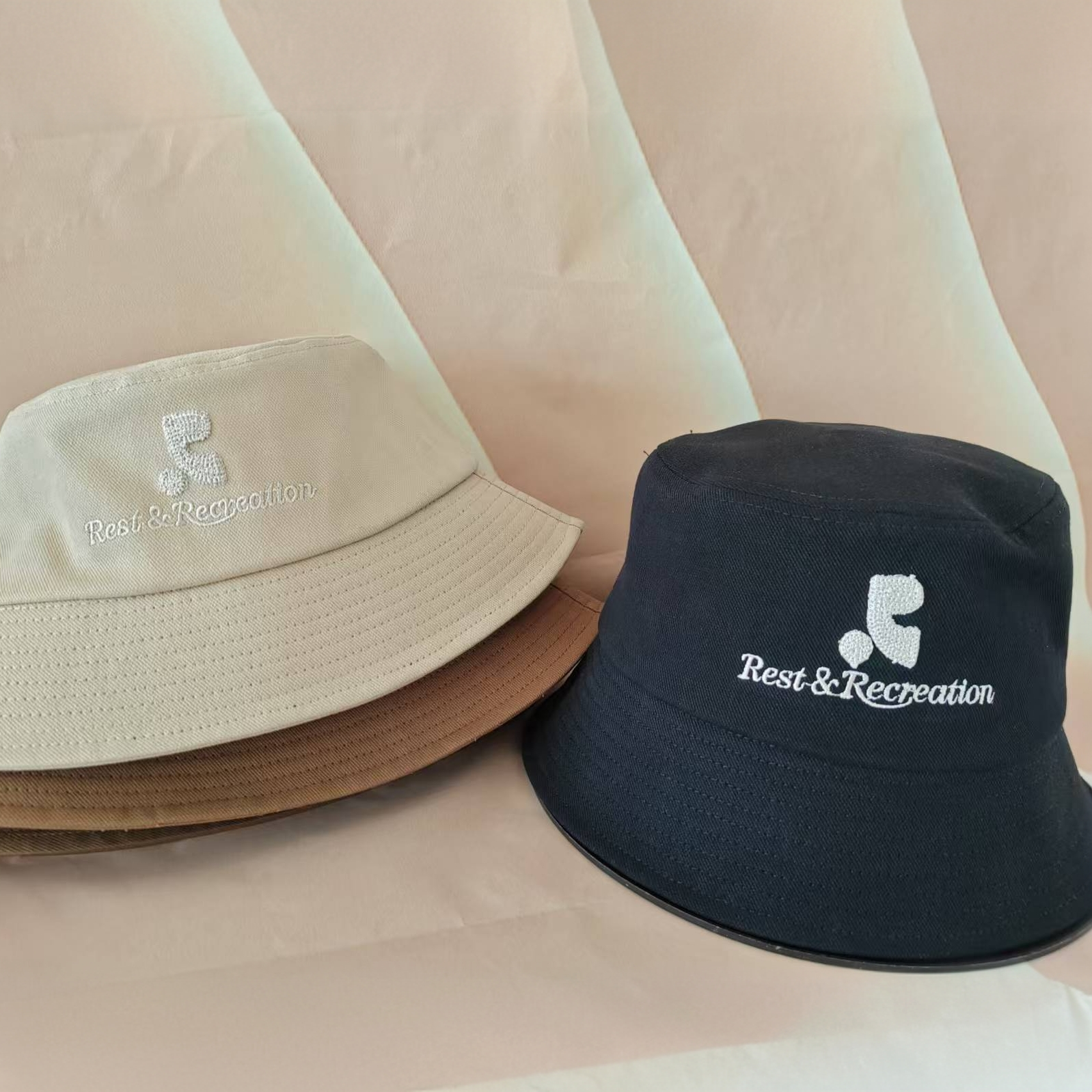 渔夫帽字母刺绣休闲遮脸