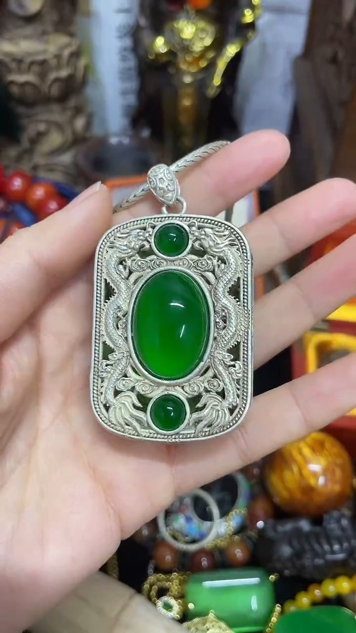 【闪购商品】摆件主播推荐如图所示