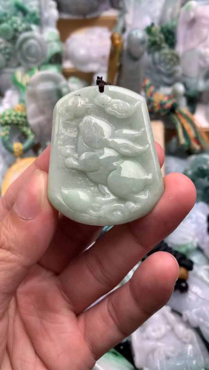 吊坠(不含链)未镶嵌翡翠1