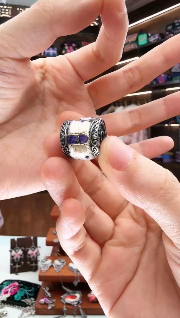 【闪购商品】织绣36蚩梦苗族古绣