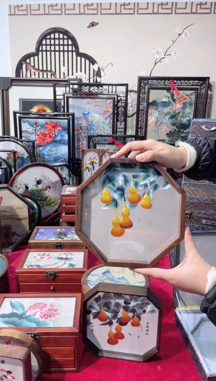 织绣精品苏绣手工刺绣，成品摆件24